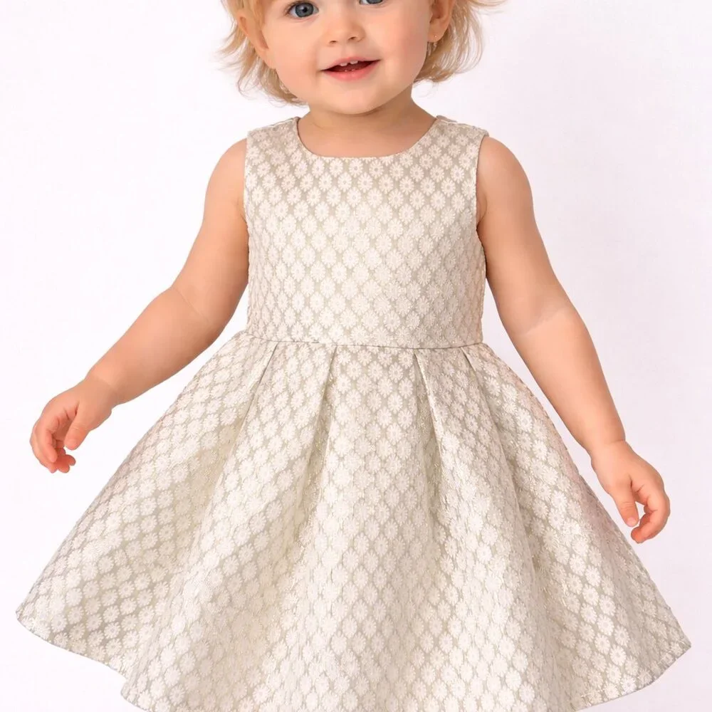 Girls Carter's Size 18M Ivory Metallic Gold Sleeveless Dress with back bow 18 Mo